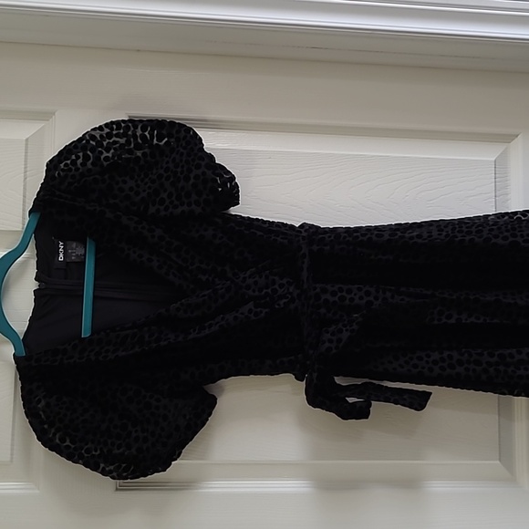 DKNY dress. Sz 4 - Picture 1 of 4